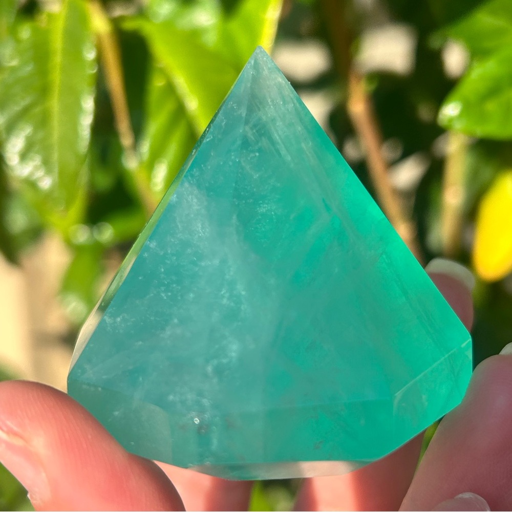 Blue fluorite diamond 💎 faceted diamond